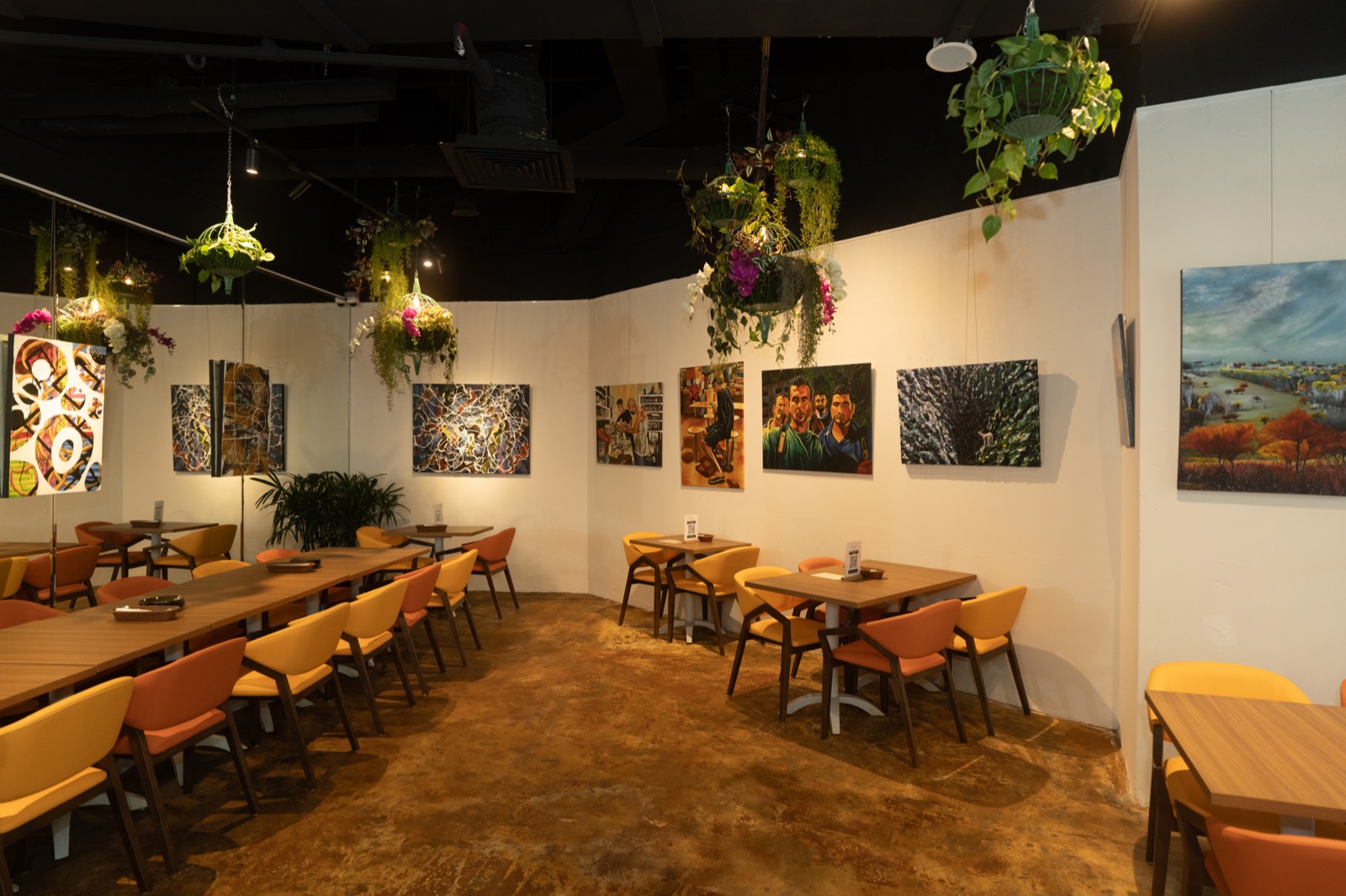Canopy Esplanade dining room